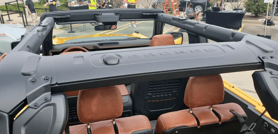 Ford Bronco Bronco Team 2 door. 1713460662522-i2