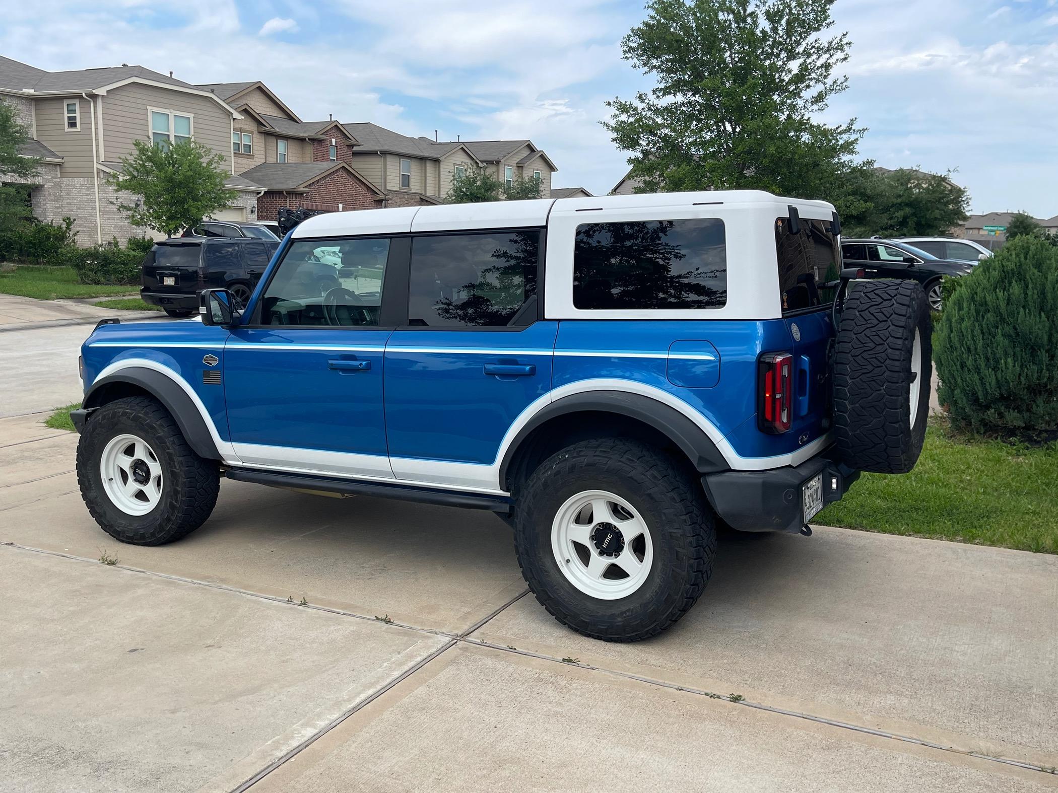Ford Bronco That's it...I'm done...I can't wait anymore...Anderson Composites White Hard Top installed img_6584-jpe