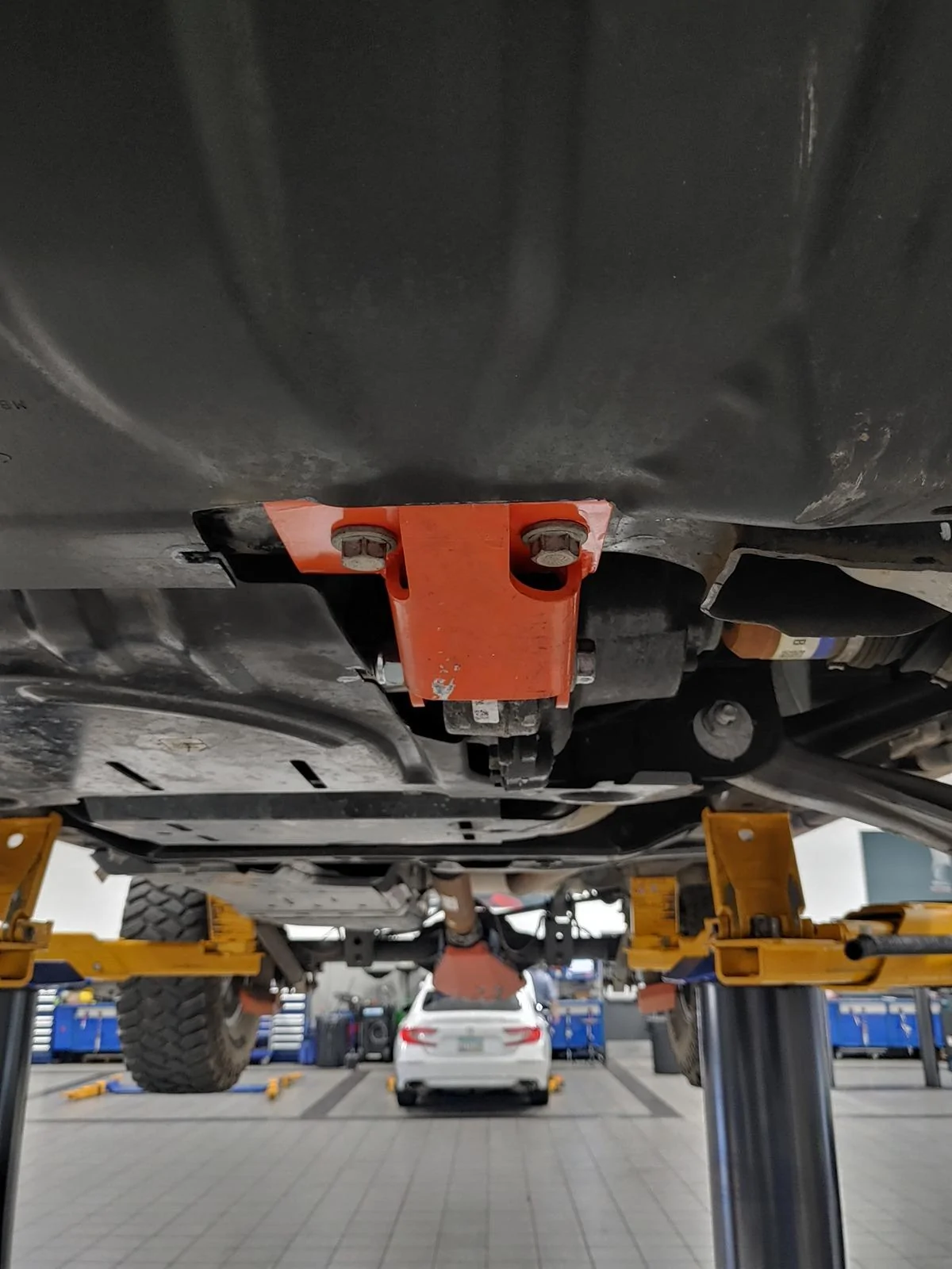 Ford Bronco Installing TeocaliMG's front differential drop kit 20240419_162514_HDR