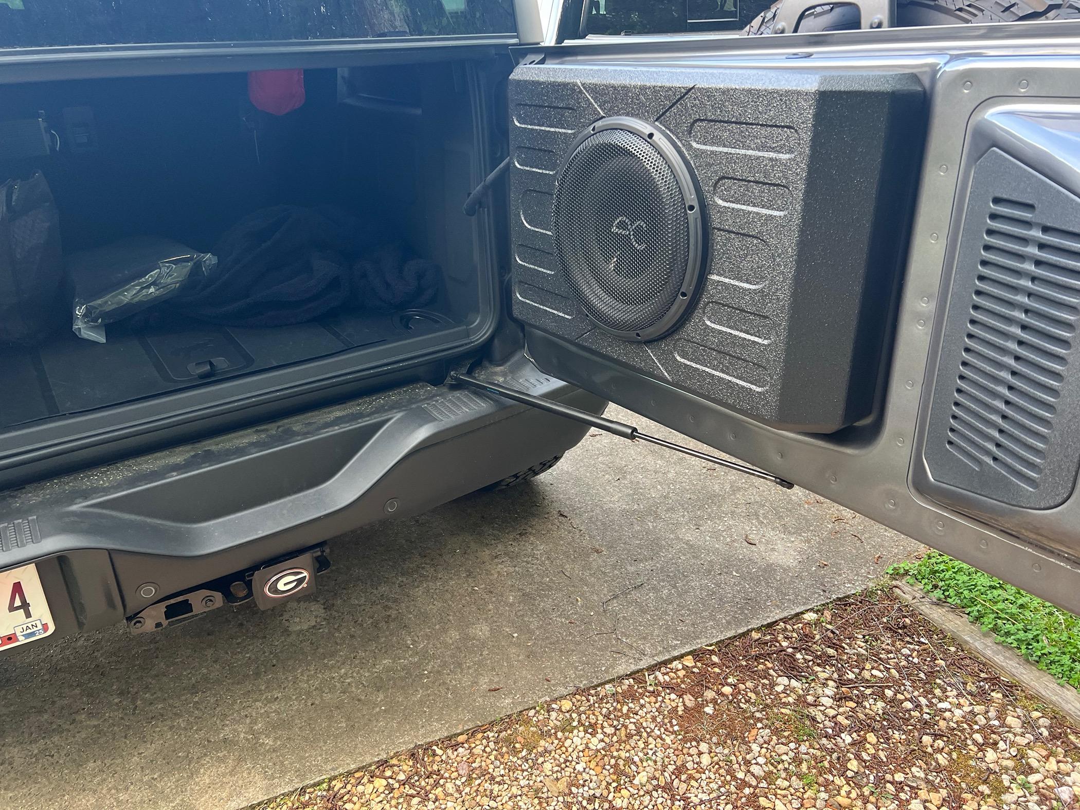 Ford Bronco What did you do TO / WITH your Bronco today? 👨🏻‍🔧🧰🚿🛠 IMG_3311