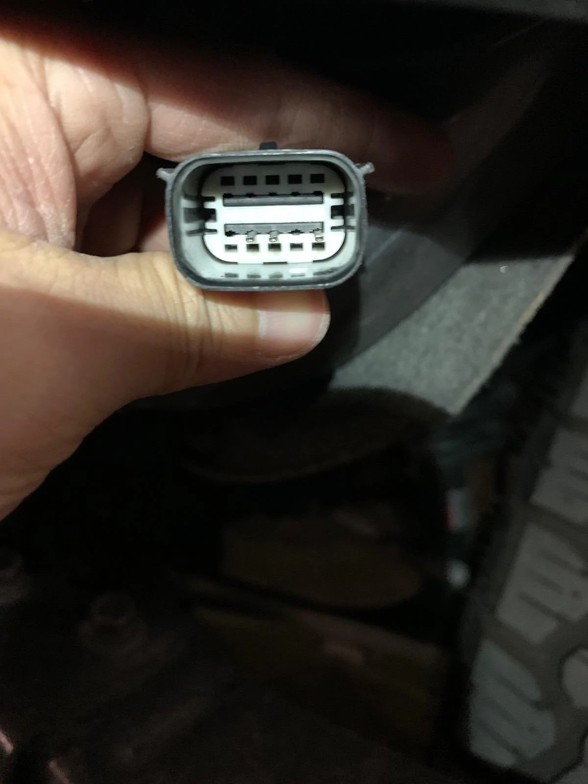 Ford Bronco What plugs / connectors are these? IMG_5886