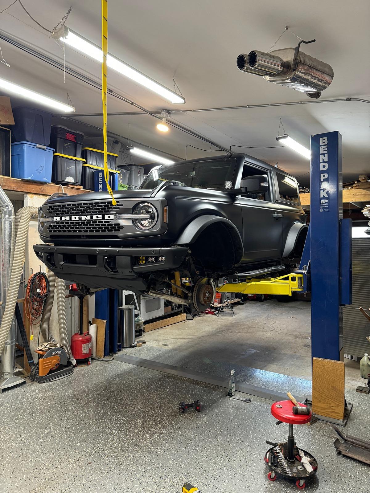 Ford Bronco BROOX's 2DR Shadow Black Squatchy Boy lift-3