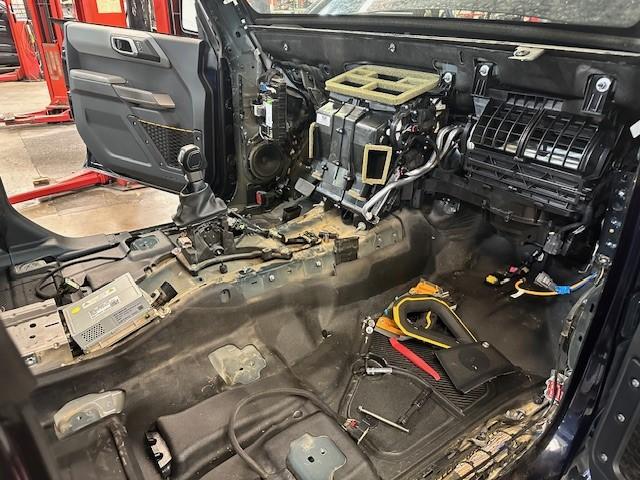 Ford Bronco Possible Heater Core issue? heater case1