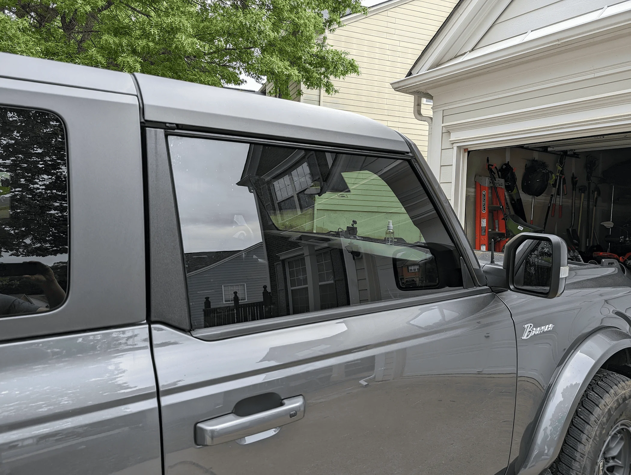 Ford Bronco What did you do TO / WITH your Bronco today? 👨🏻‍🔧🧰🚿🛠 1713988991211-x2