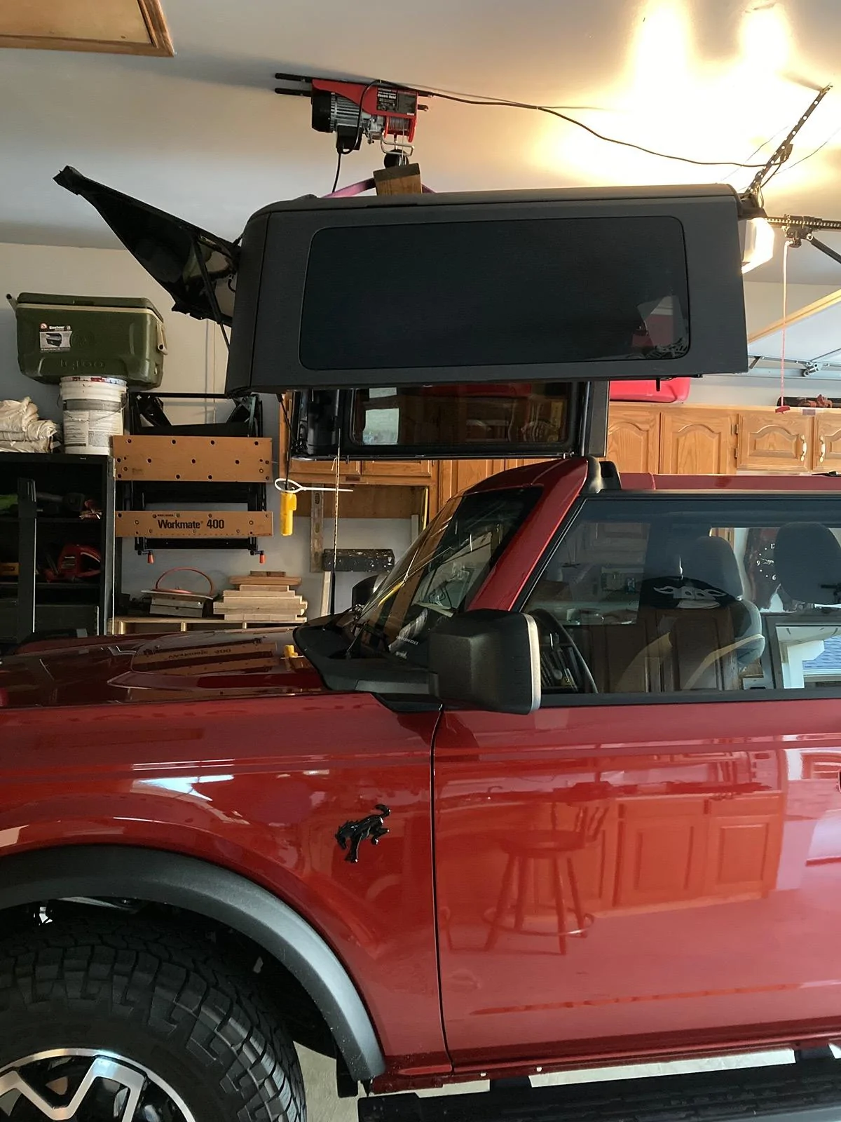 Ford Bronco Storing Hardtop (locating pins) 68782902431__C556EB00-647A-4881-8821-3C045182FF17