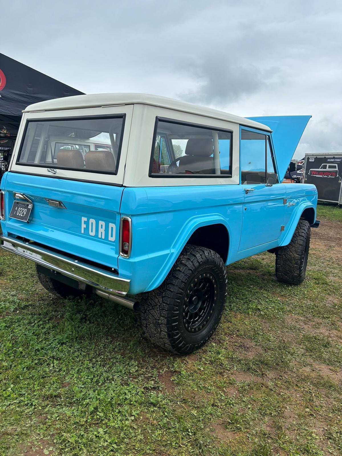 Ford Bronco Let’s see those 2024 Bronco Super Celebration East Photos IMG_1071