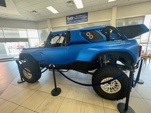Ford Bronco 2023 SEMA Build Race Off Road Bronco DR For Sale $400K USD d6hfhip8wp1s70mwxs8ca5nommkbxh