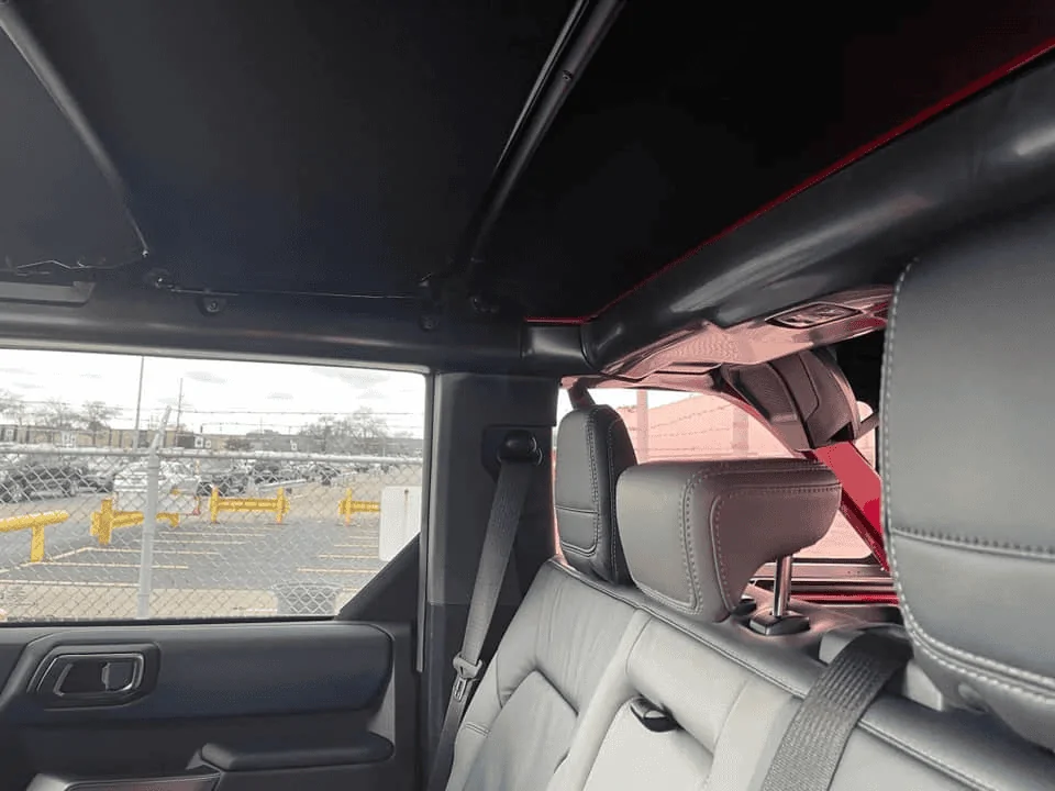 Ford Bronco First Edition Bronco (Pre-Production) with Rear Cupholders Spotted 1605664399813