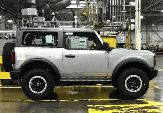 Ford Bronco Photo: Iconic Silver 2-door Base Model 1605741893034