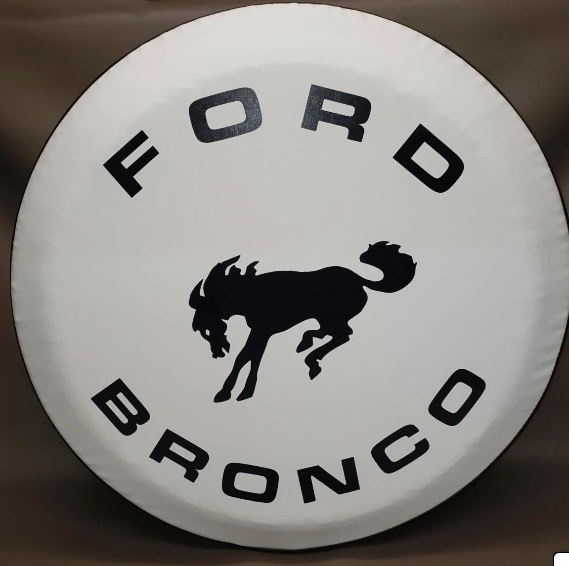 Ford Bronco Spare Tire Cover? EC16622F-C06A-45C2-BB66-5902D1553249