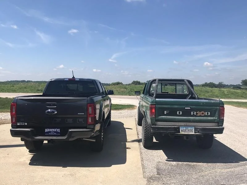Ford Bronco Bronco pickup? Gladiator shows what will happen... 48223244467_4c4d5655d4_c