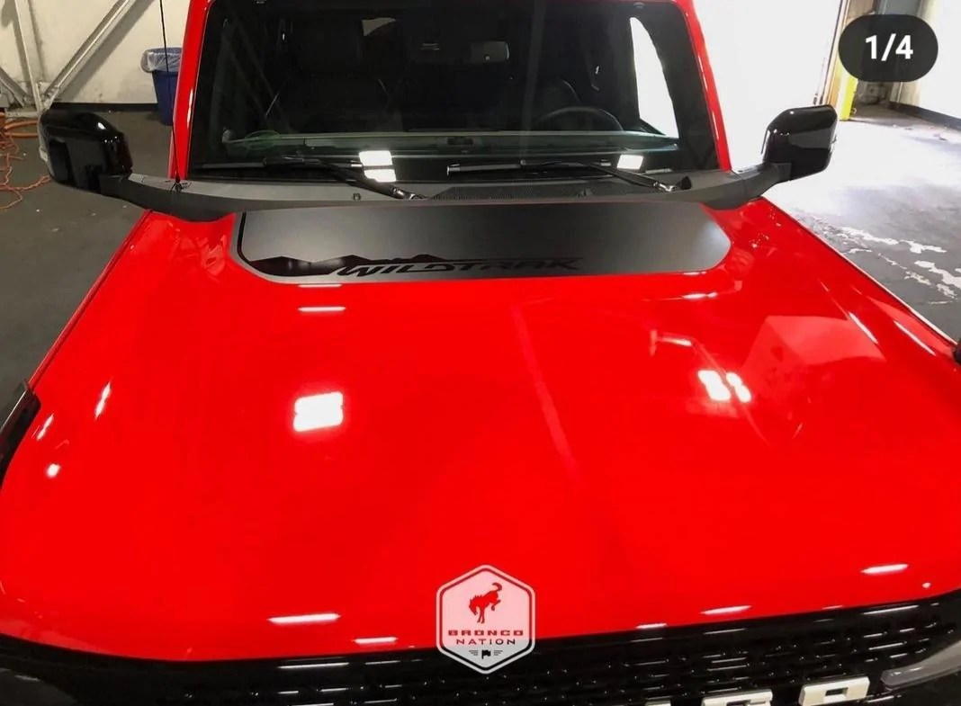 Ford Bronco Photos: WildTrak and First Edition with Graphics 20201119_203500