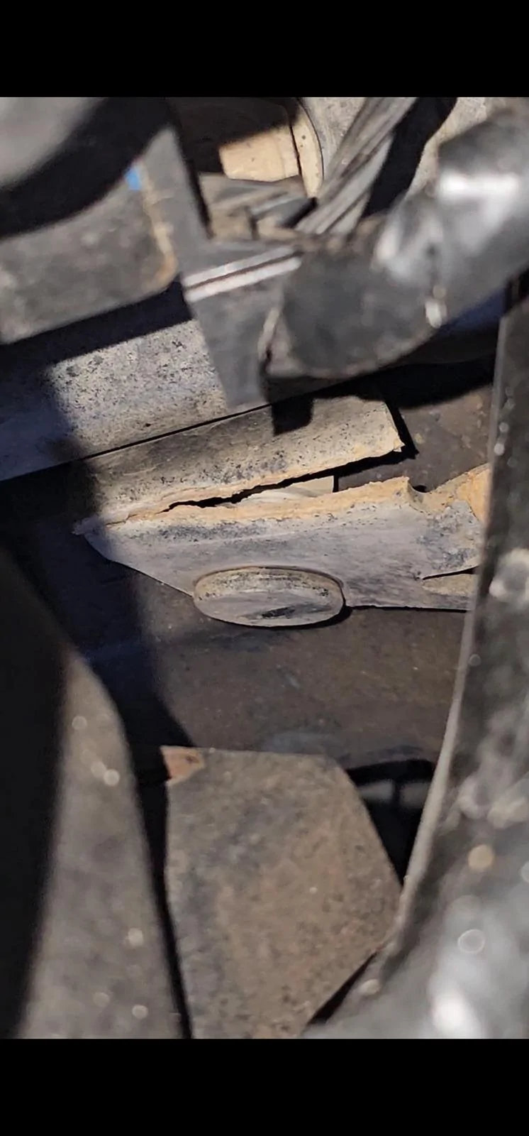 Ford Bronco Front Differential mount failure/broken. Screenshot_20240427_210435_Gallery