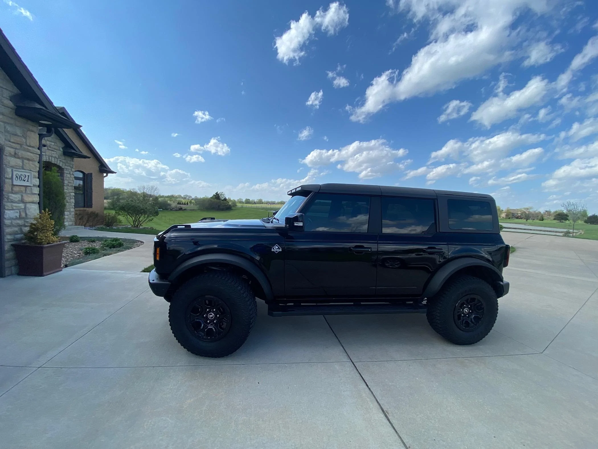 Ford Bronco Oracle integrated LED light bar installed review & photos IMG_3324