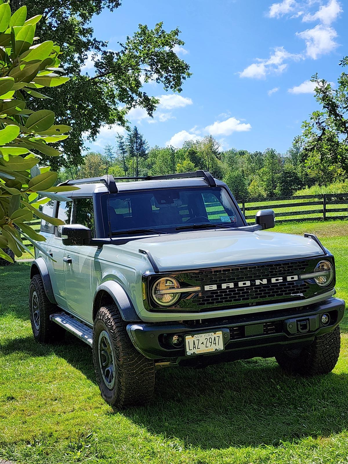 Ford Bronco Anyone know where to find this windscreen surround armor?? 20230819_105550