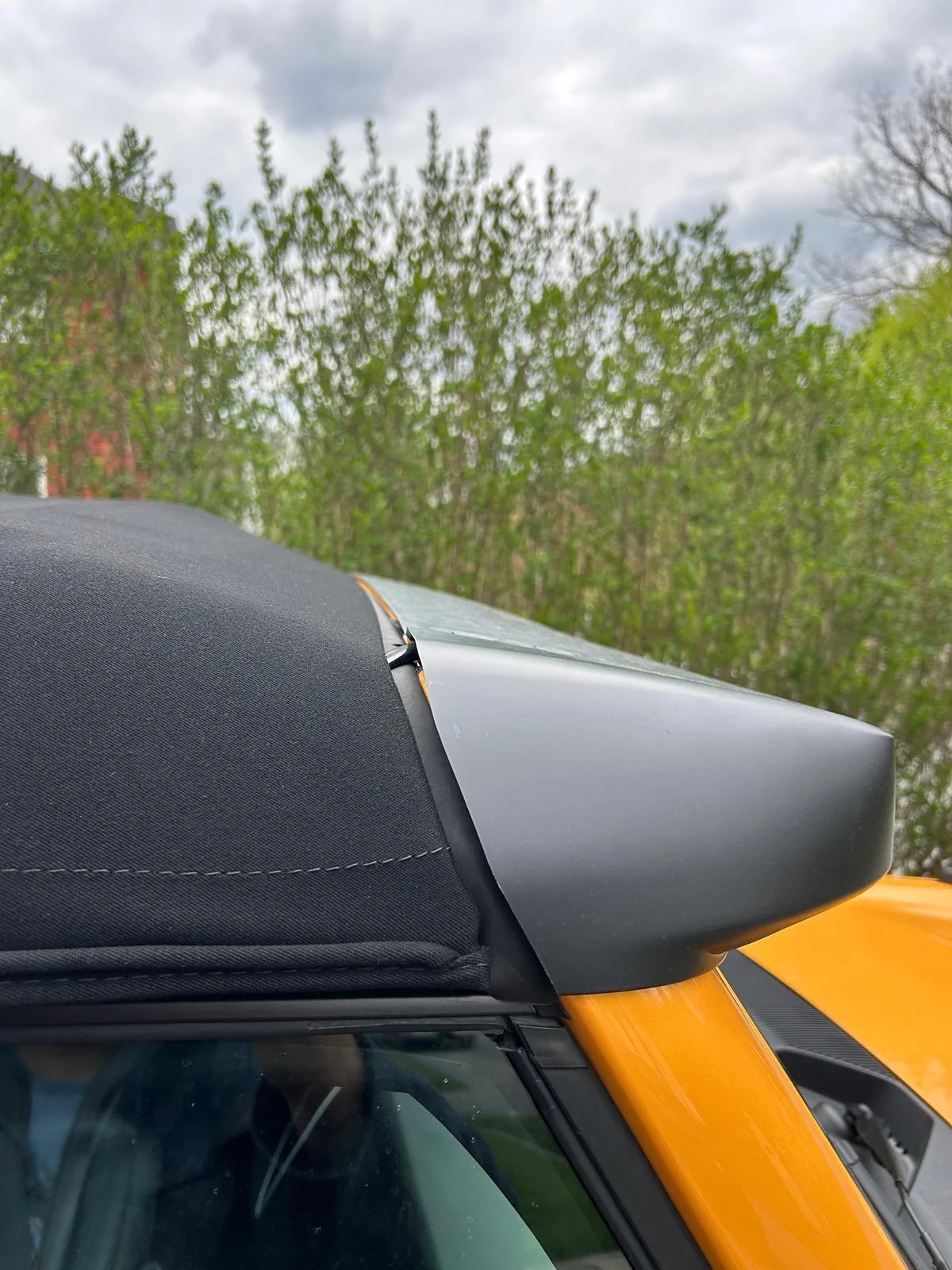 Ford Bronco Oracle integrated LED light bar installed review & photos IMG_2729