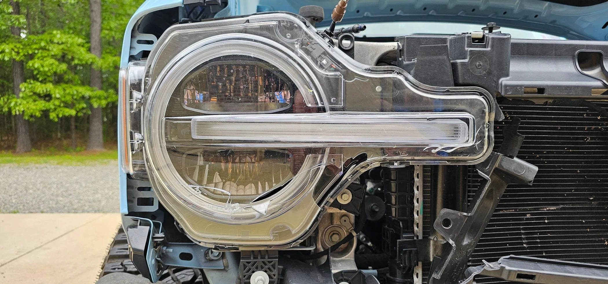 Ford Bronco Deer vs '23 Heritage Limited...... R headlight