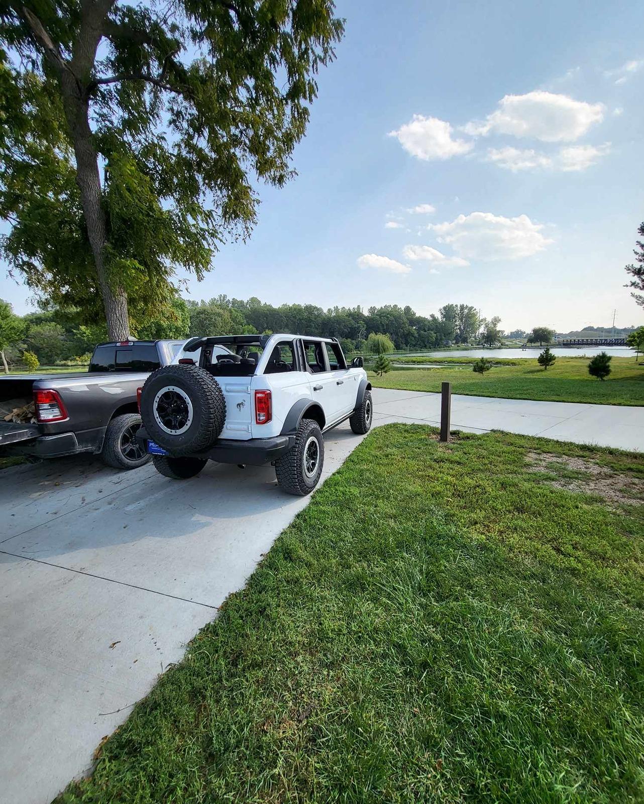 Ford Bronco Yeti Build 438223357_988932976140487_2907495542482286075_n