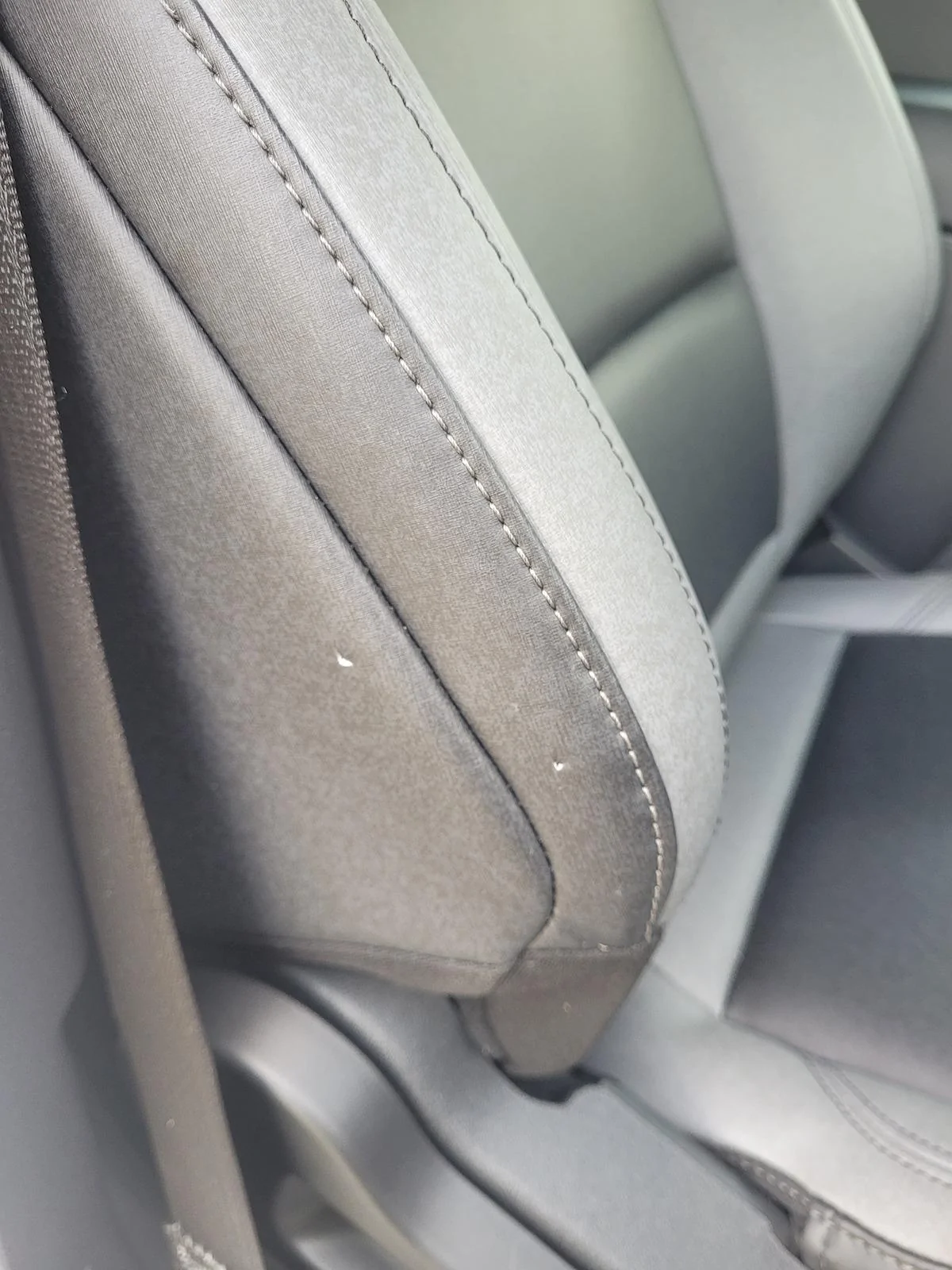 Ford Bronco Patching MGV seats 20240429_130250