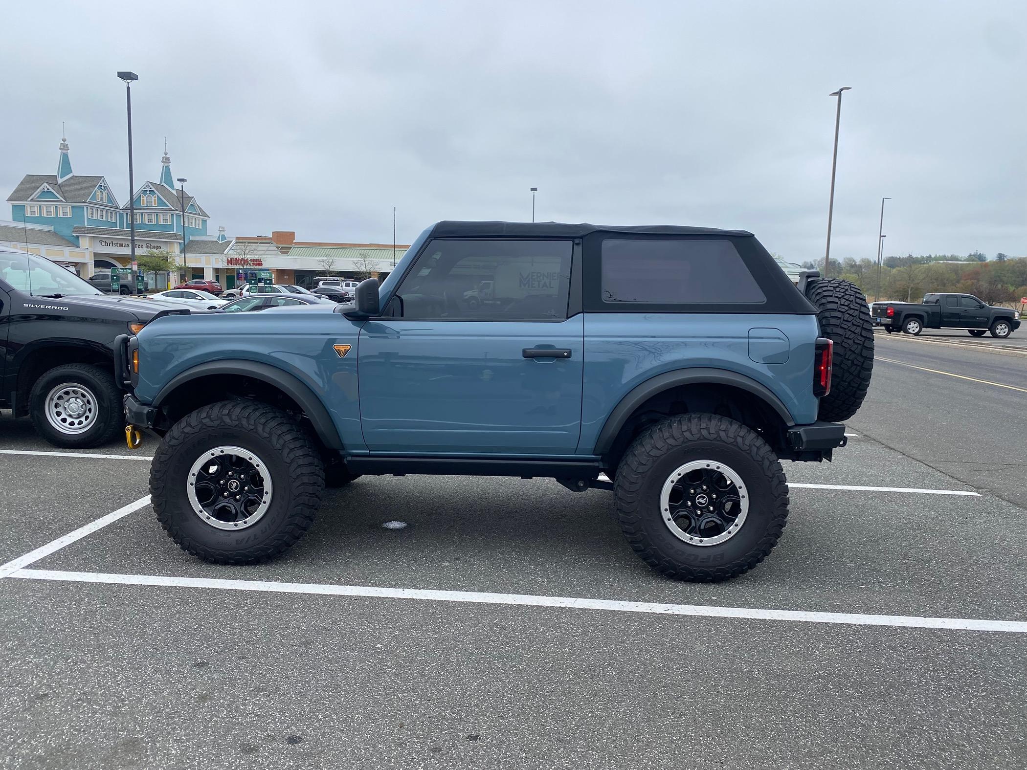 Ford Bronco WTB:  Rampage 2-Door Soft Top IMG_9738