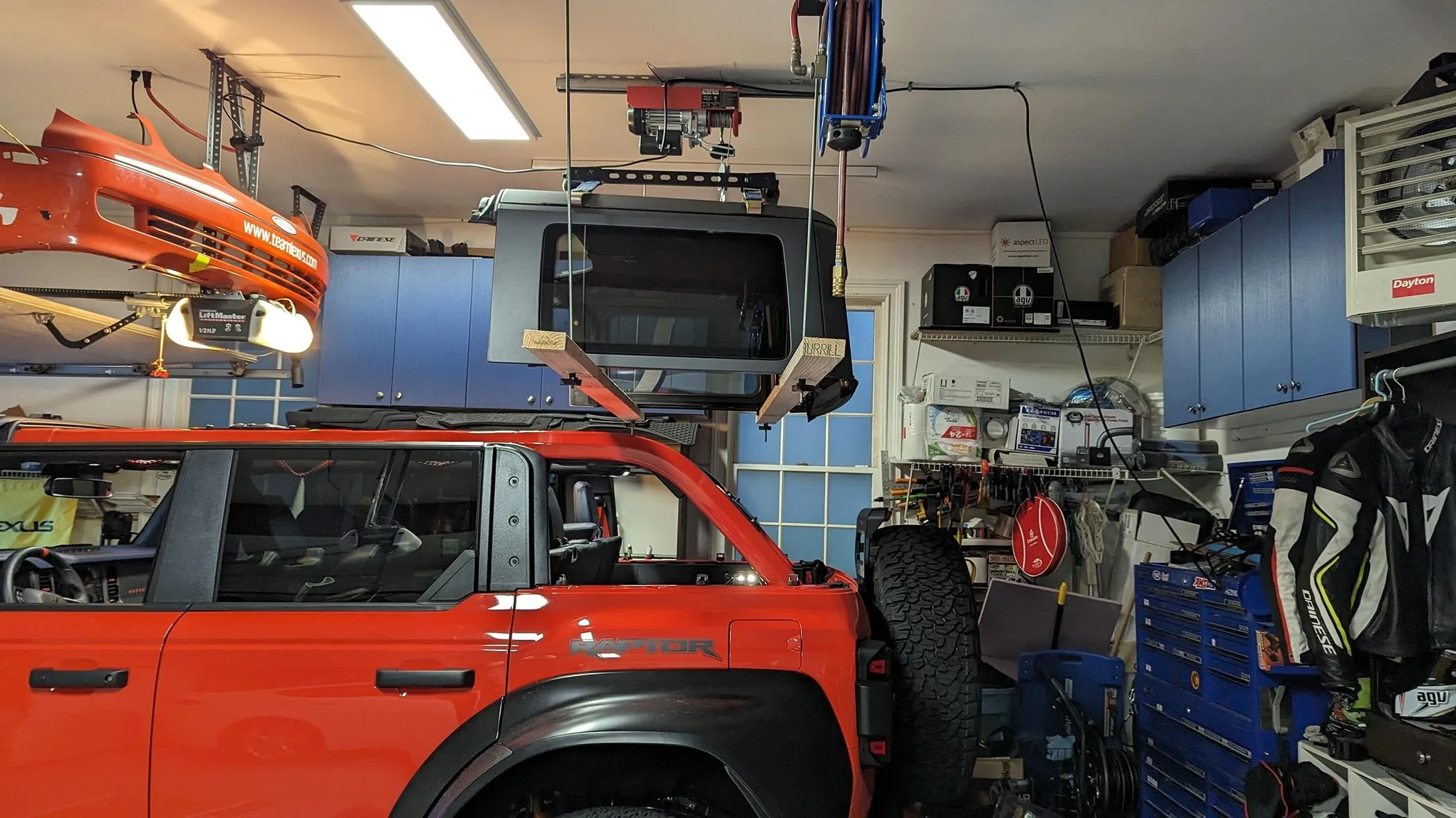 Ford Bronco My DIY Homemade Hard Top Lift Ceiling Winch System PXL_20231028_215705190
