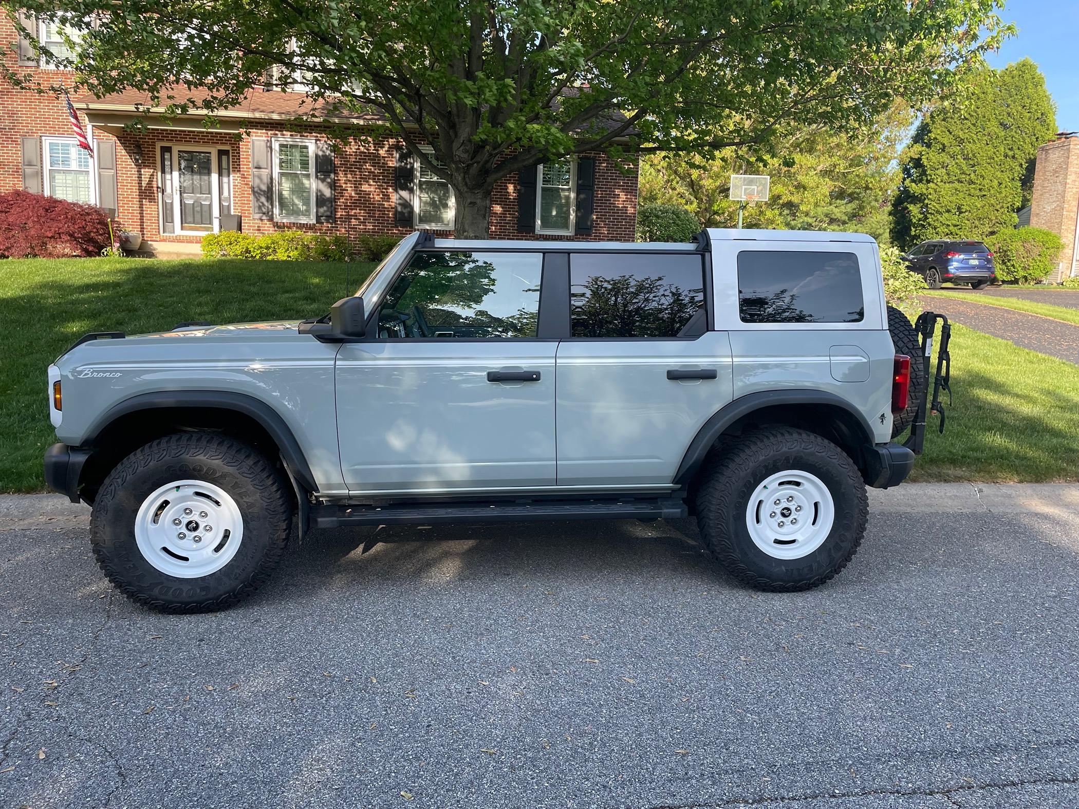 Ford Bronco HERITAGE EDITION Bronco Club IMG_7661