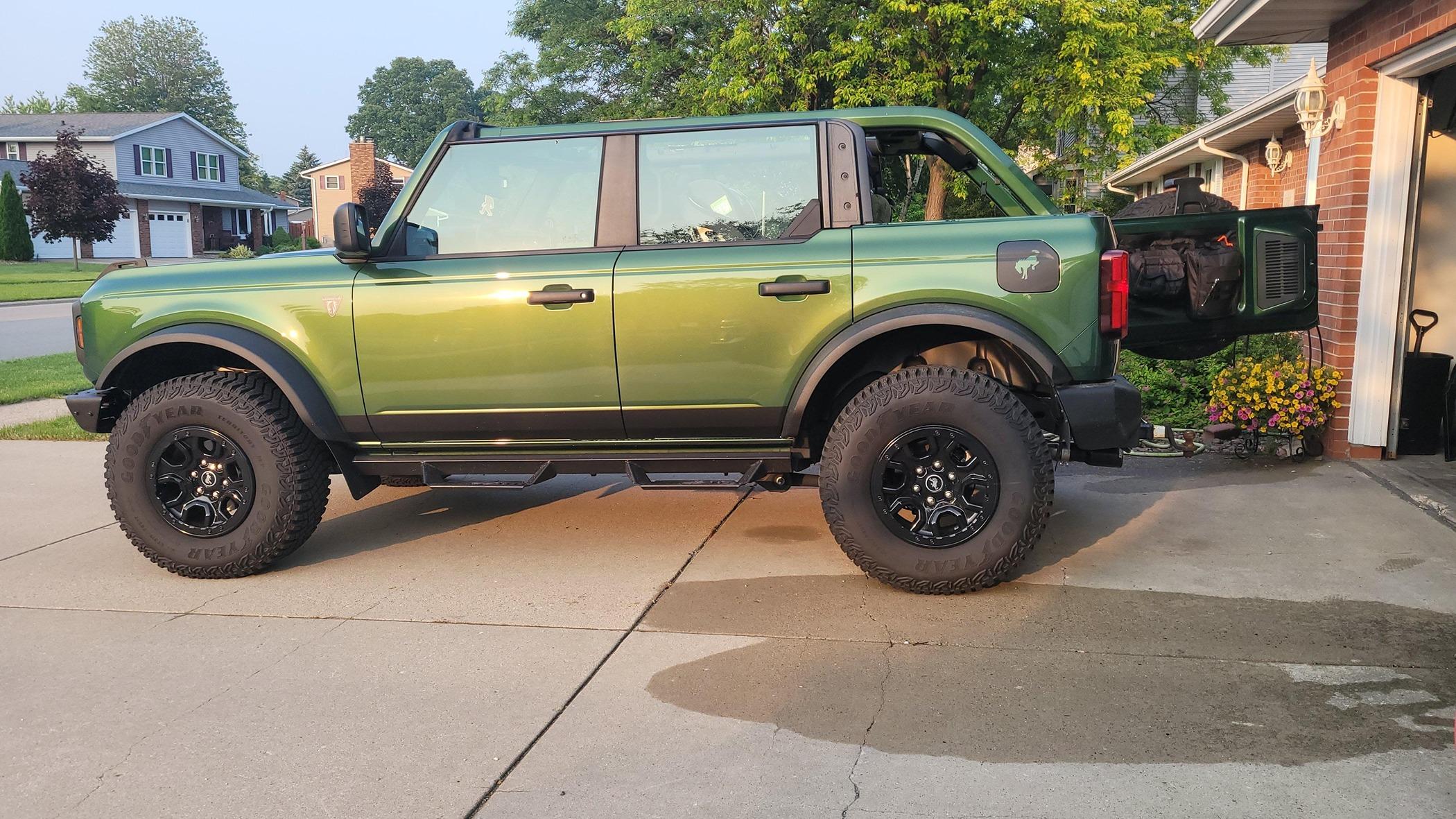 Ford Bronco Front End Friday! Show off your Bronco! Snapchat-1478557748