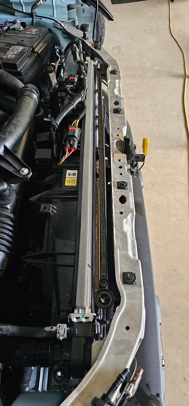 Ford Bronco Deer vs '23 Heritage Limited...... condenser & radiator (2)