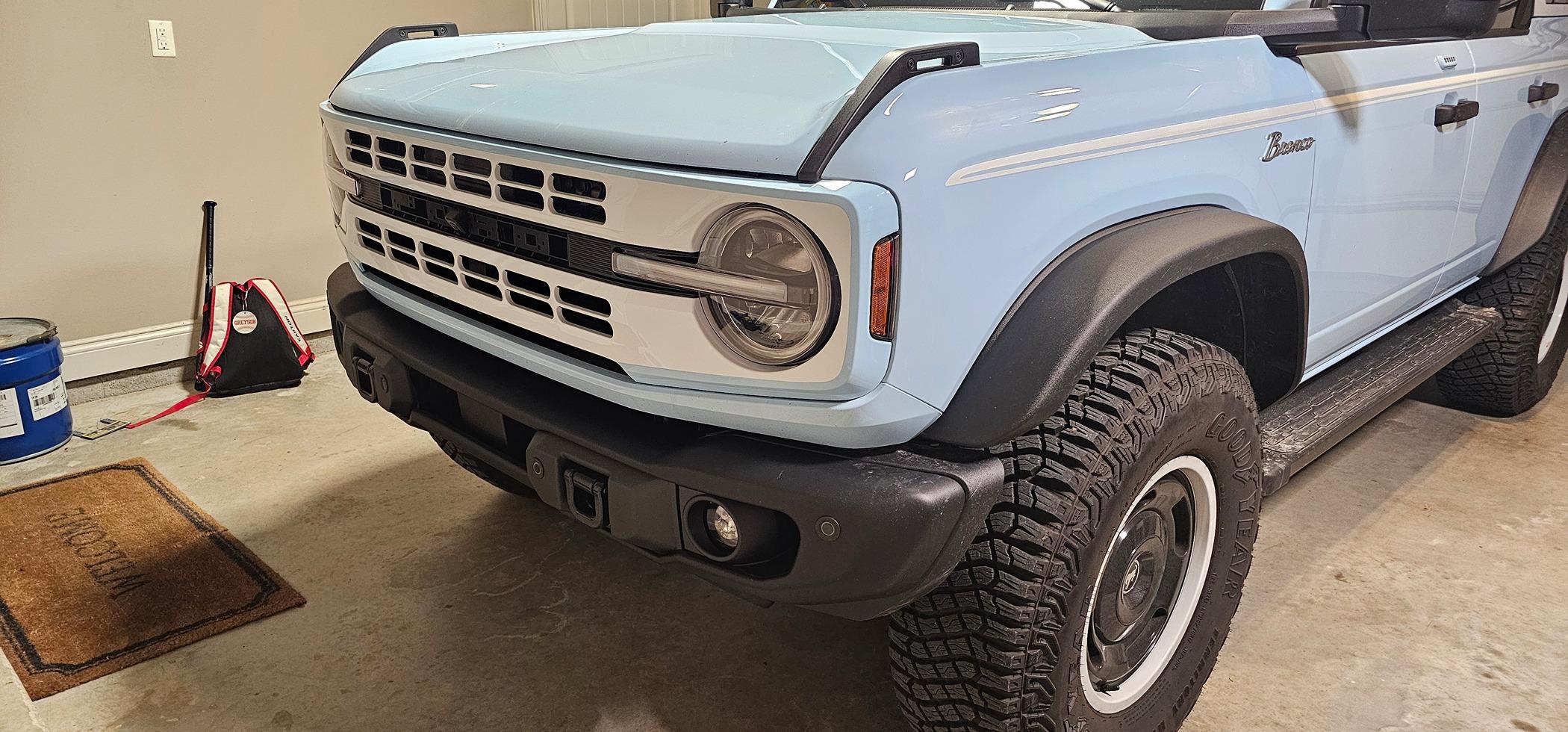 Ford Bronco Deer vs '23 Heritage Limited...... new grille