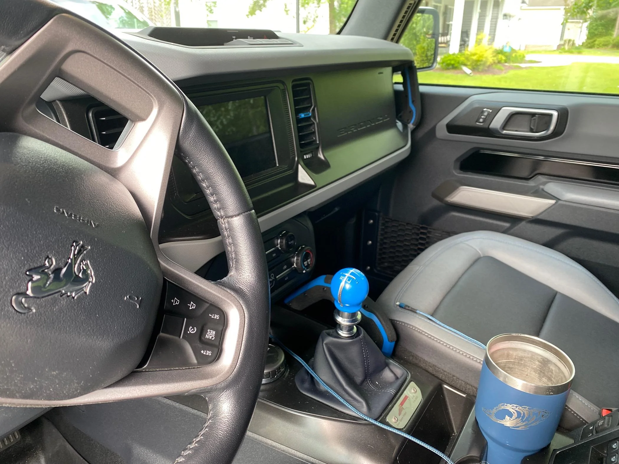 Ford Bronco Anyone replace Shift Knob yet? IMG_7087