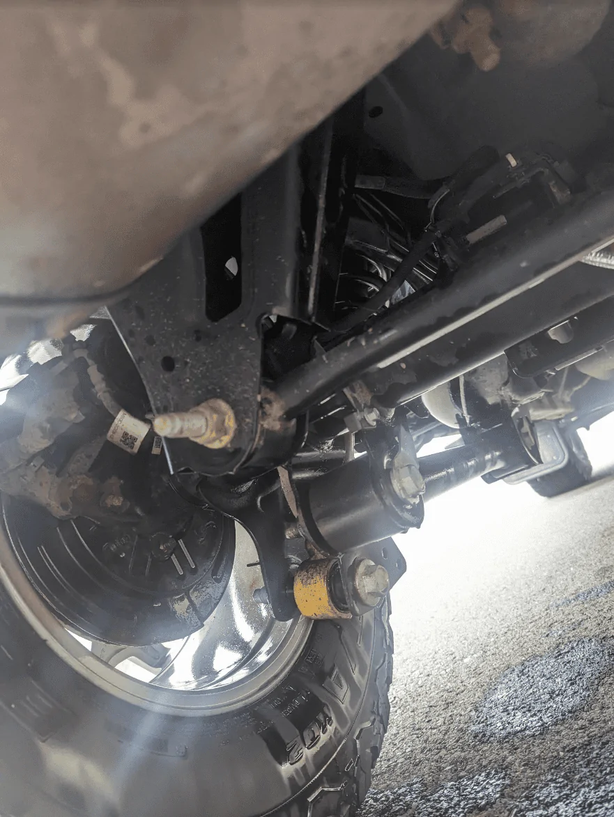 Ford Bronco '21 Badlands rear shock failure 1715198367006-25