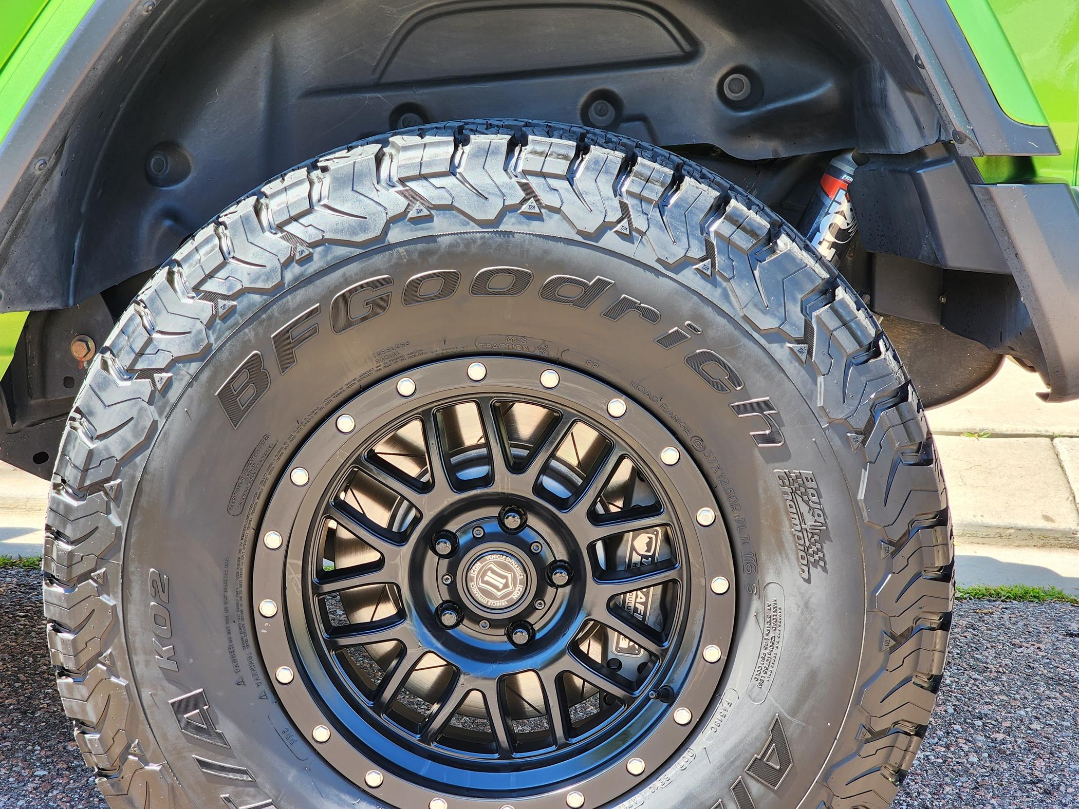 Ford Bronco KO3 vs KO2 Tires Comparison Look and Technical Analysis 20230813_122006