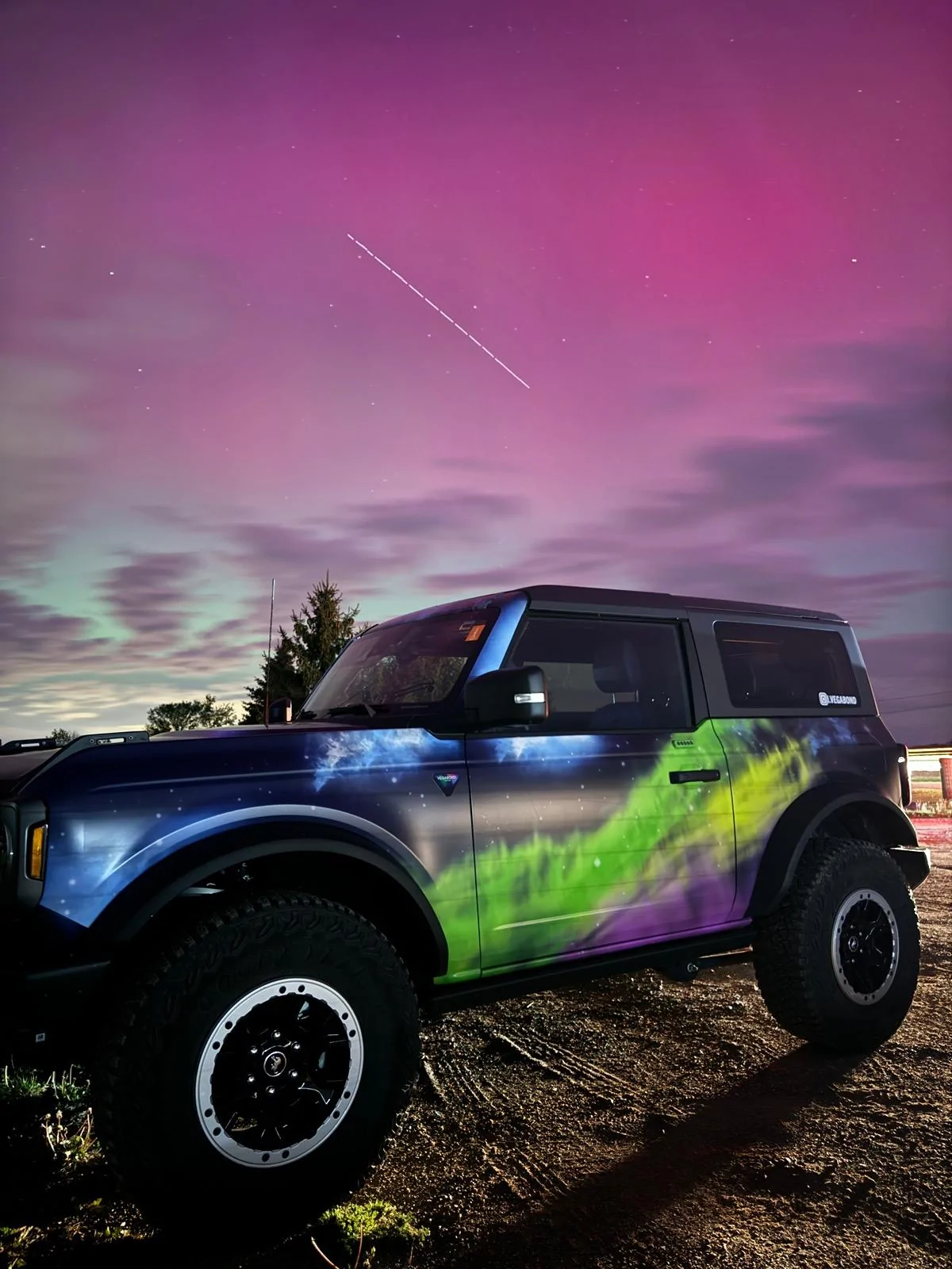 Ford Bronco This is what I've been waiting for! 🤯 Northern Lights + My Wrapped Bronco IMG_0658