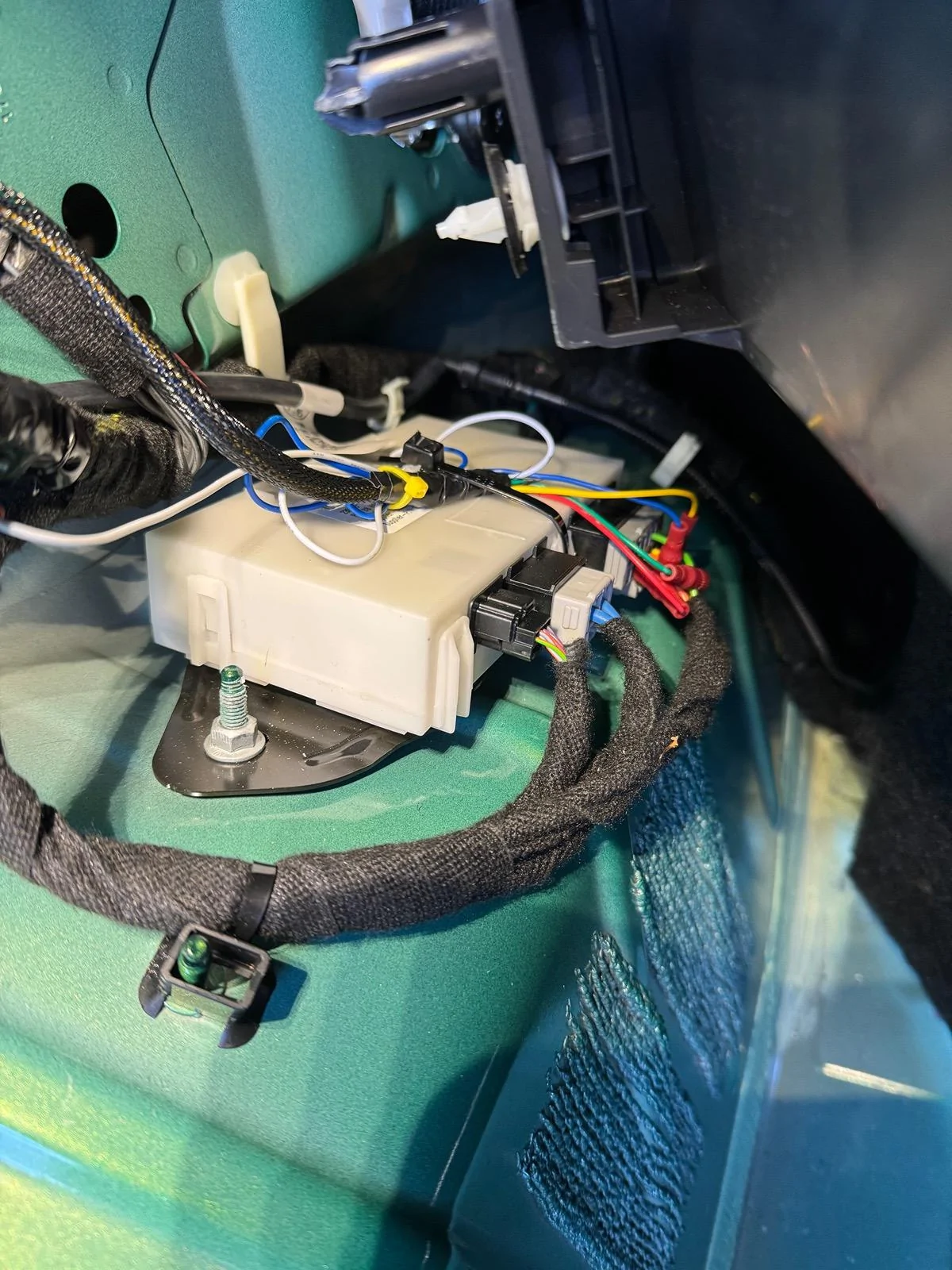 Ford Bronco XK Glow 5th wheel tail wiring - Updated with instructions! IMG_0175