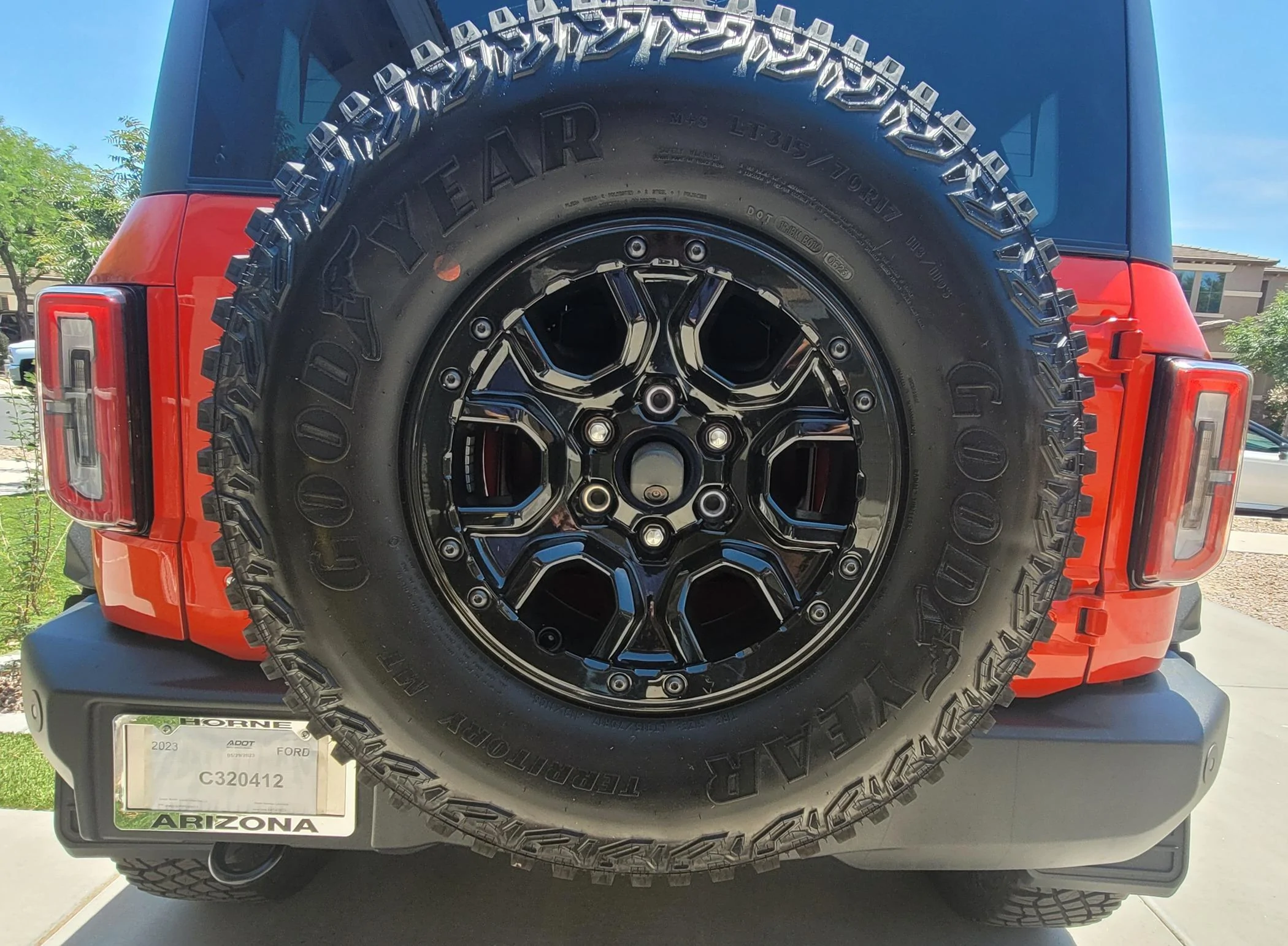 Ford Bronco Tushy Tuesday!! Let's see those Bronco Rear Ends! 20230507_123339