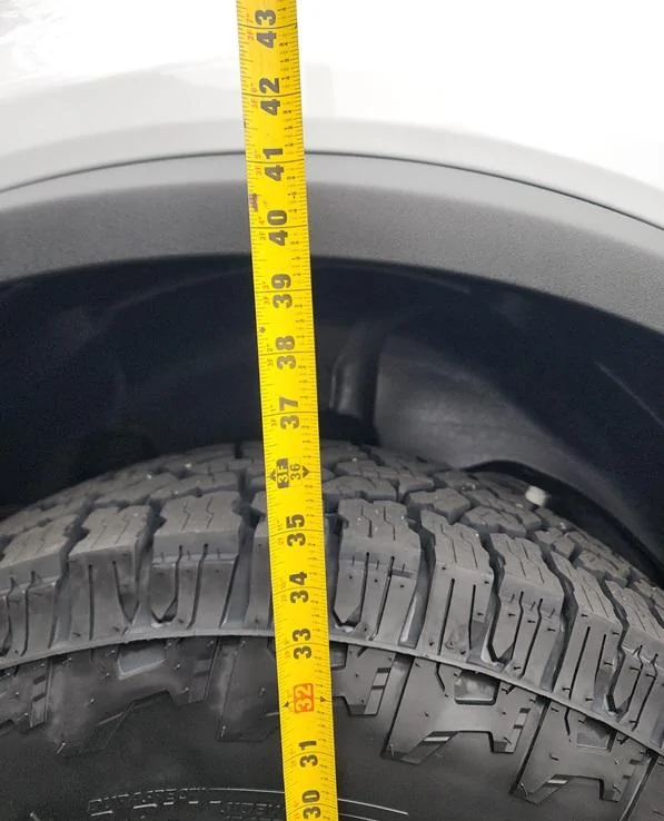 Ford Bronco New Falken AT4W 35/11.5 17 tires Falken ground to rear fender