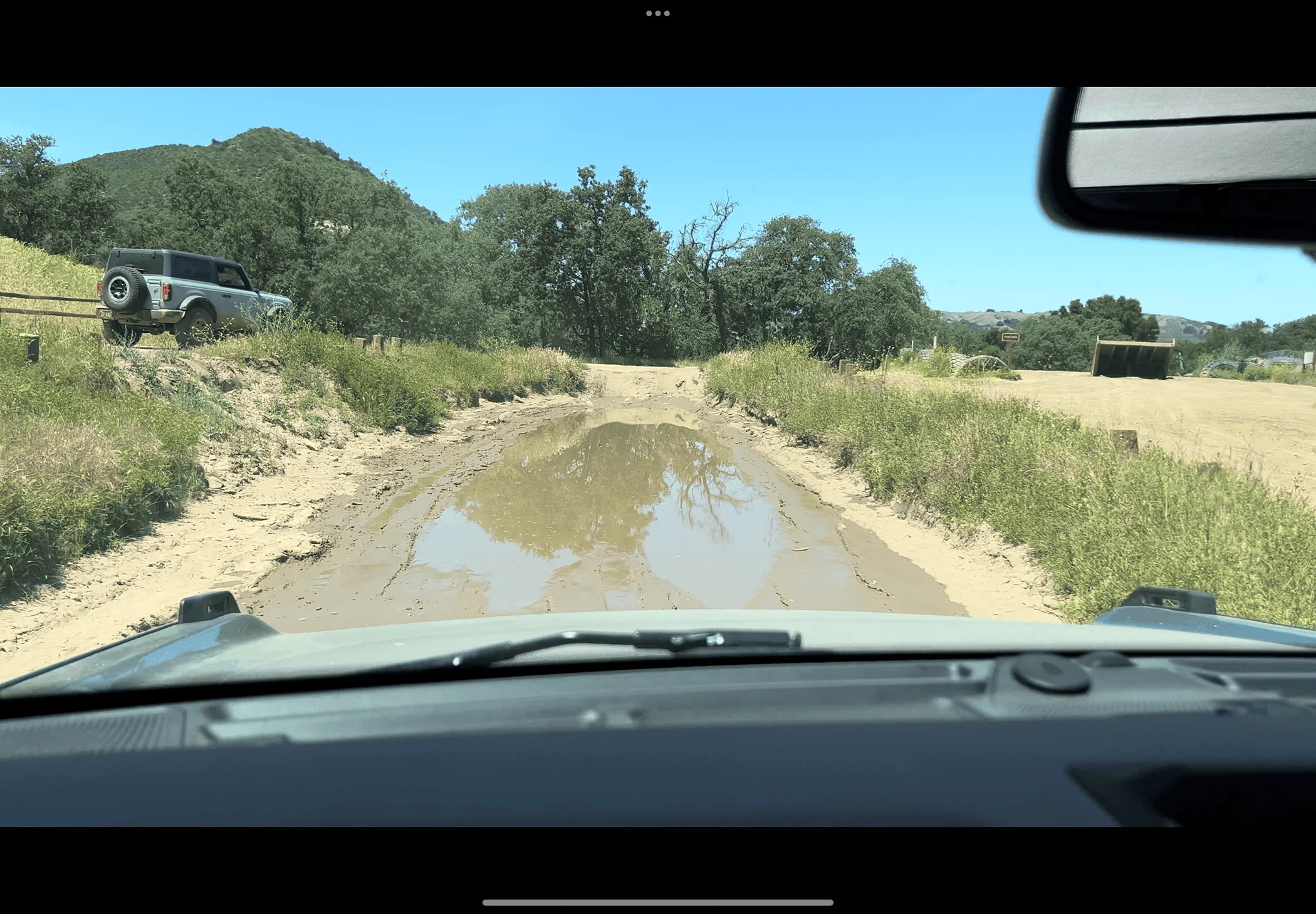 Ford Bronco Muddy water fording alternator issue fix: TSB 22-2392 -- Mud Accumulation in Generator IMG_0458