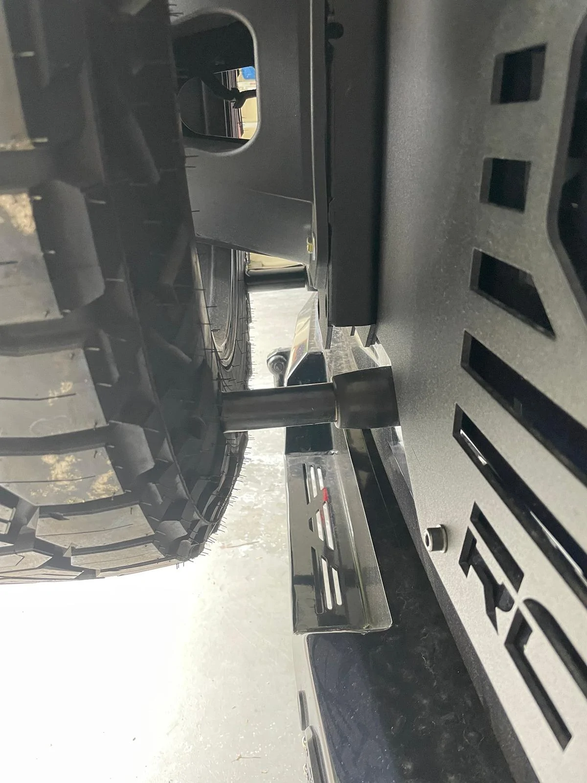 Ford Bronco Gnarly tailgate rattle Extended Tailgate Bumpsto