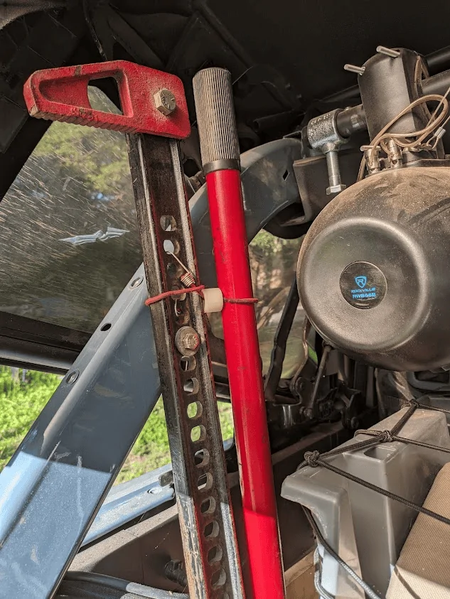 Ford Bronco Jacking Off Road - Best Practices 1715909798693-ph