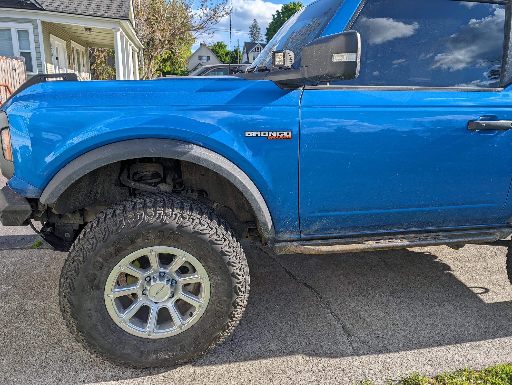 Ford Bronco What did you do TO / WITH your Bronco today? 👨🏻‍🔧🧰🚿🛠 PXL_20240518_003642041