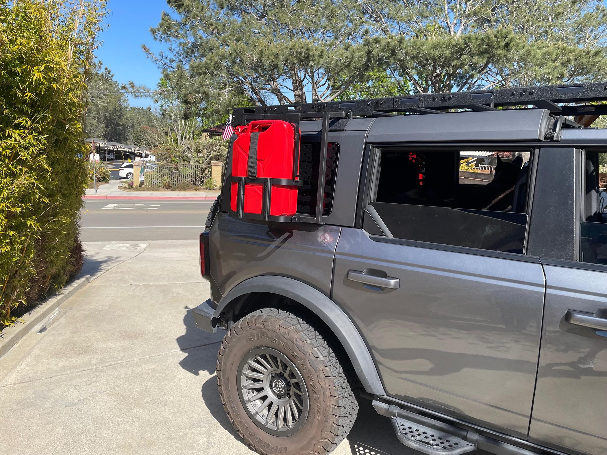 Ford Bronco Comprehensive Roof Rack Comparison 5/2024 IMG_2267