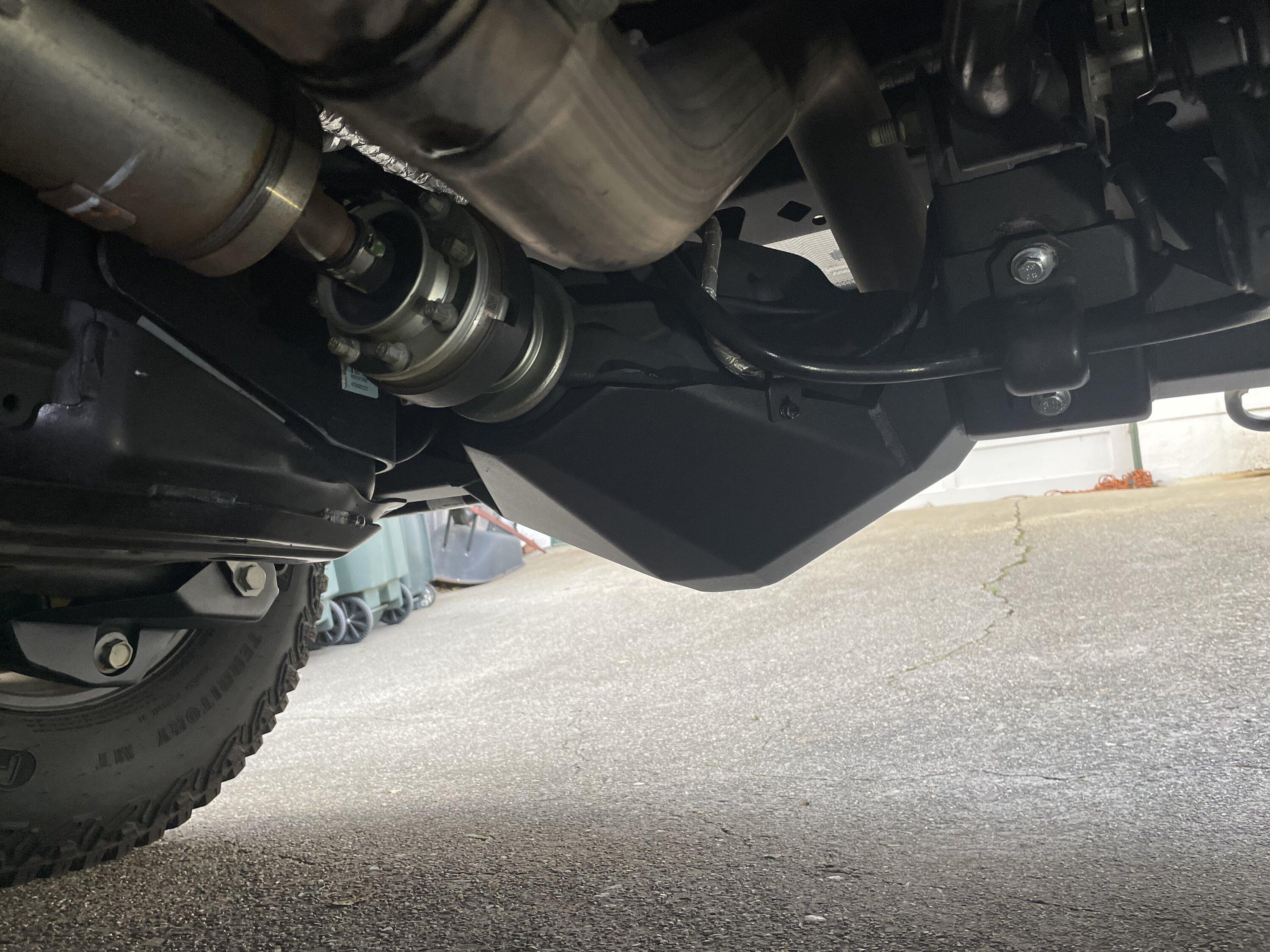 Ford Bronco DV8 Off Road Rear Diff Skid $150 IMG_0460