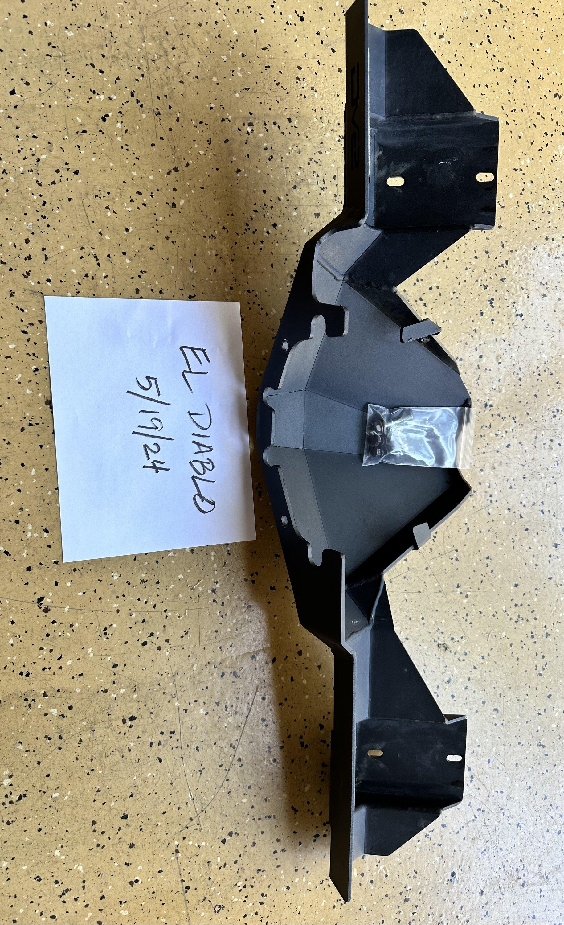 Ford Bronco DV8 Off Road Rear Diff Skid $150 IMG_0804