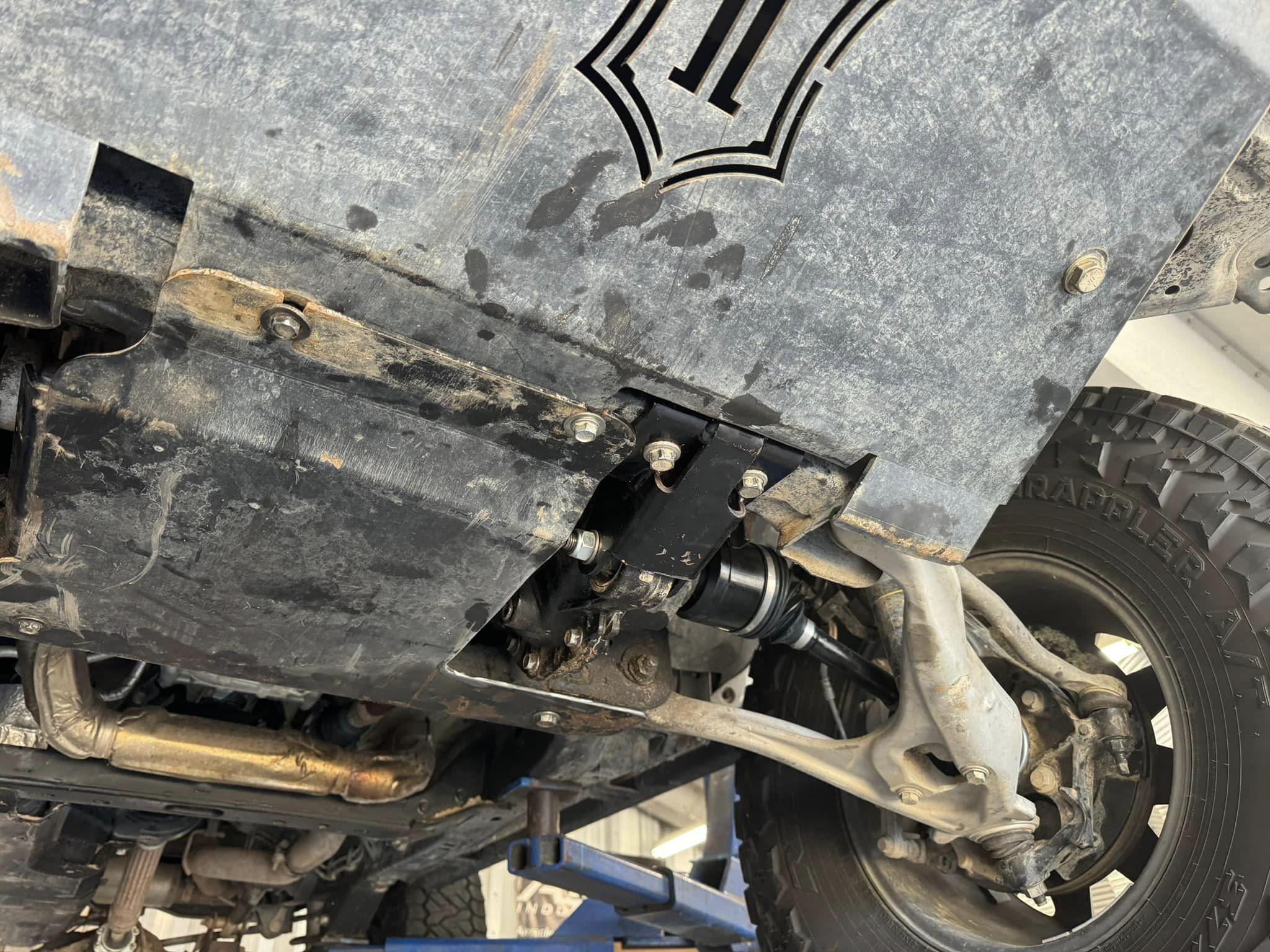 Ford Bronco Installing TeocaliMG's front differential drop kit 444790531_10230951620030736_5584219359846523761_n