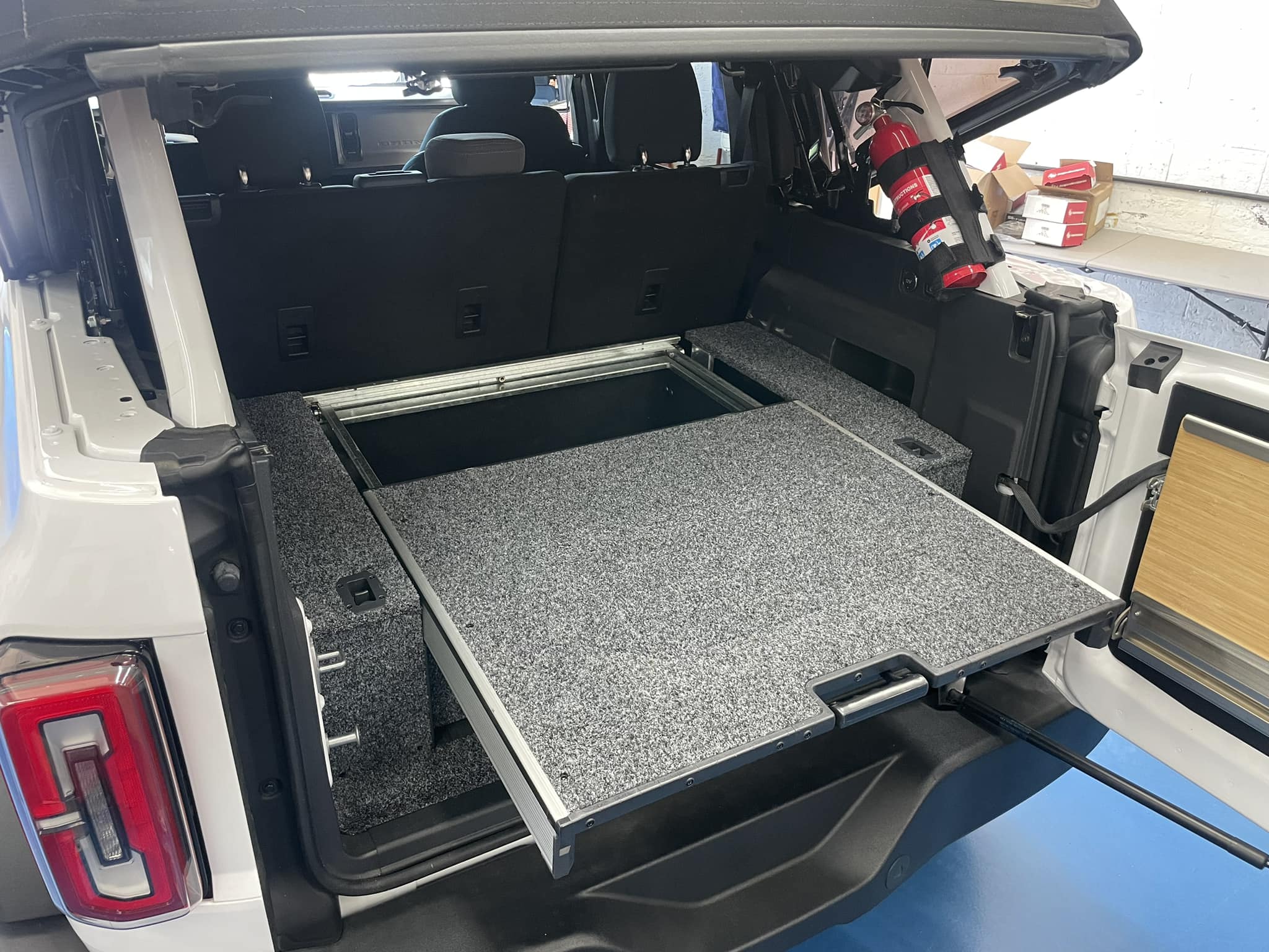 Ford Bronco FS: ARB Roller Drawer Kit Storage System with Roller Top for 2021+ Ford Bronco storage5