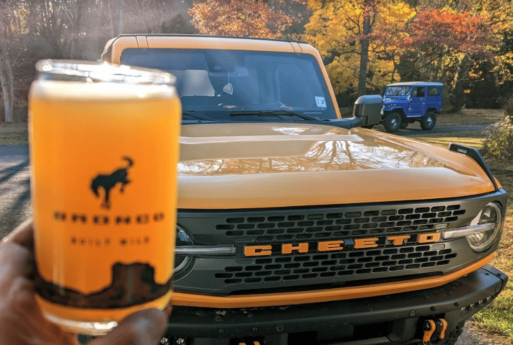 Ford Bronco Cyber Orange IRL 1716387562171-hu