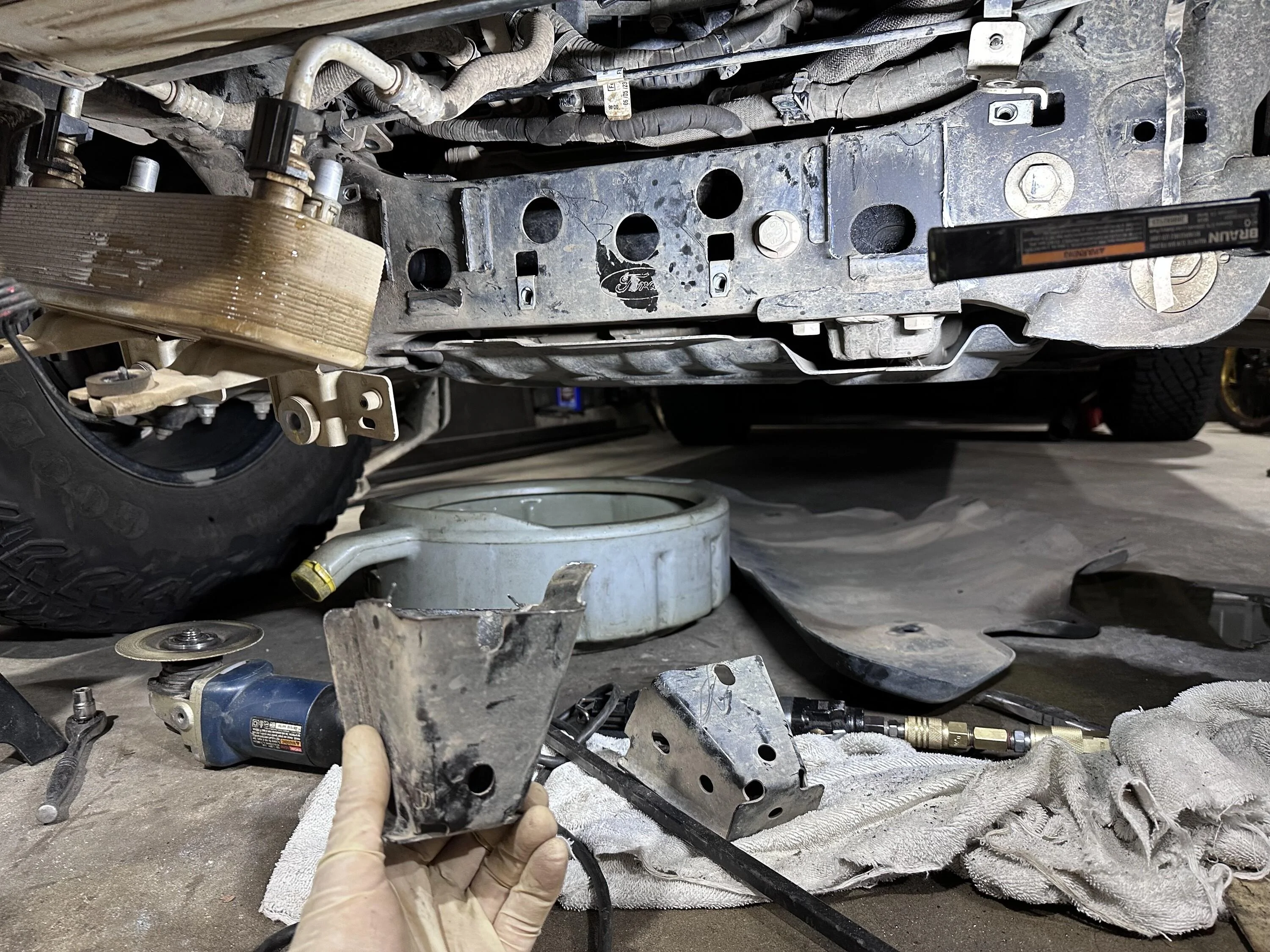 Ford Bronco IM A HORSE - Definitely not a build. 53707561990_b6a3ecd7cf_4k