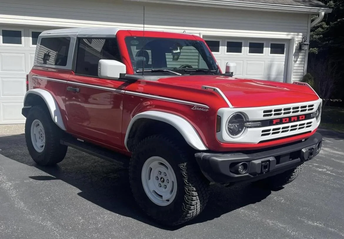 Ford Bronco HERITAGE EDITION Bronco Club IMG_7664