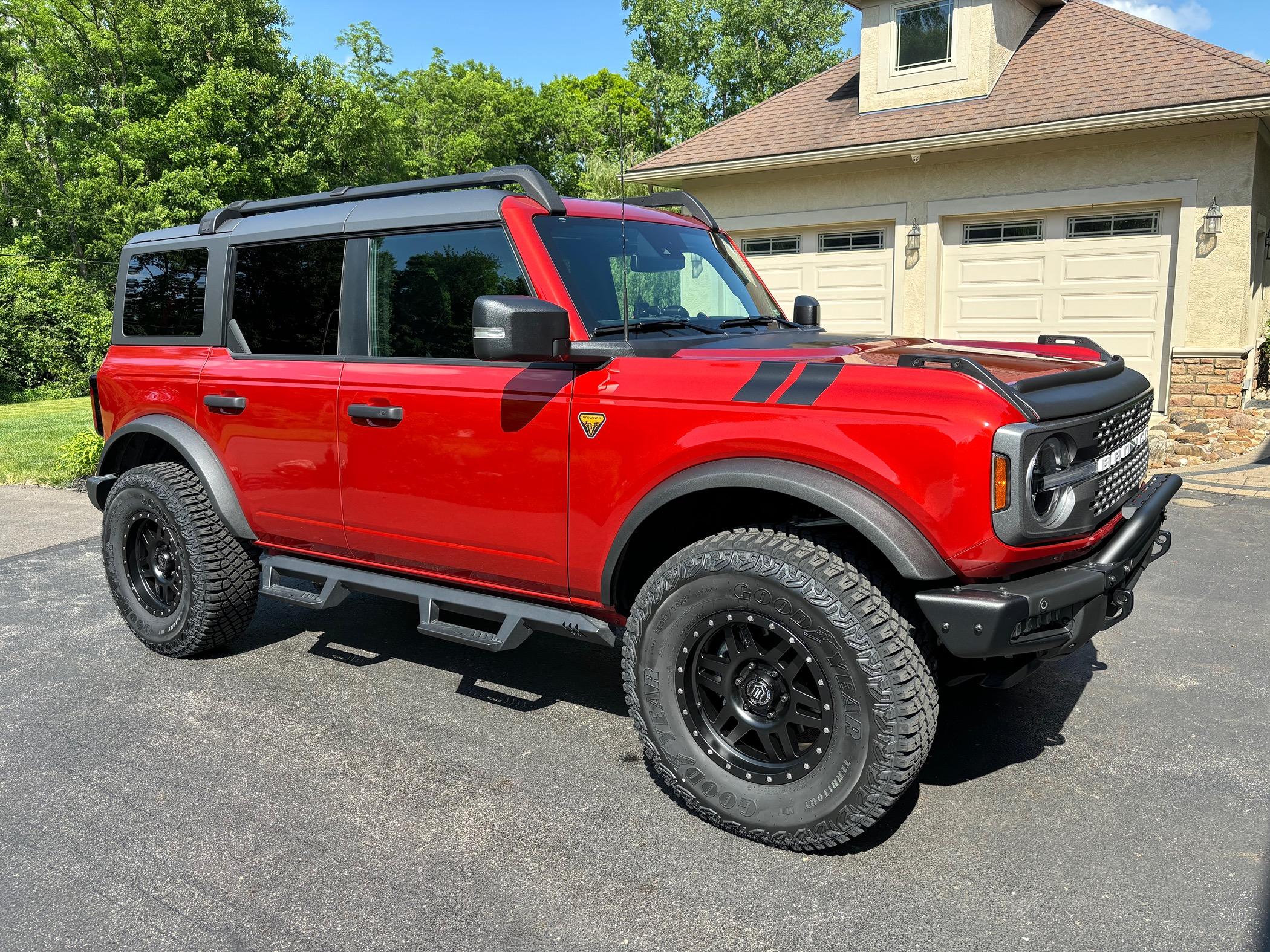 Ford Bronco Post your Positive offset aftermarket wheels +10 to +25 IMG_0634