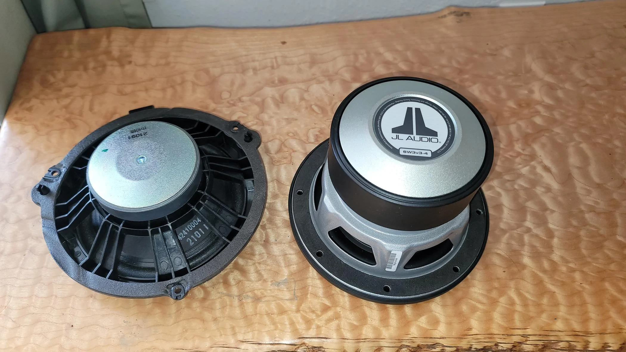 Ford Bronco Super kick panel speakers 20220510_132402